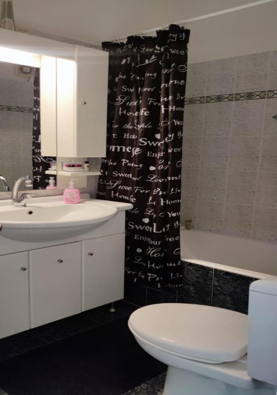 Apartment In A Quiet Location. Atene Esterno foto