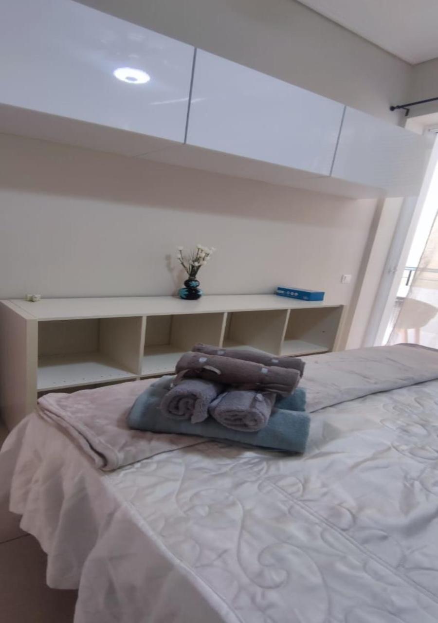 Apartment In A Quiet Location. Atene Esterno foto